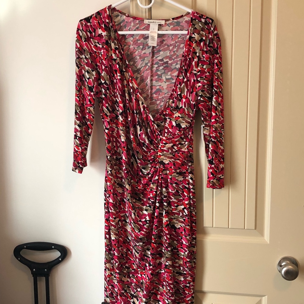 New Multi-Colored Knee Length Dress Size: Large